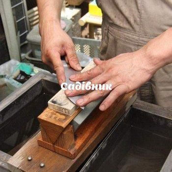 Точильний камінь японський водний 250 / 1000 / 4000 grit HANAKUMAGAWA 205x75x25 мм (4562147500226) 4562147500226 фото