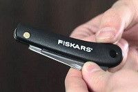 Ніж садовий Fiskars К60 (125900) 125900 фото