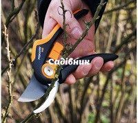Секатор Fiskars SmartFit P68 (Фінляндія) SmartFit P68 фото